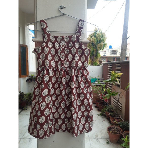 Nirikshya Brown Sleeveless Dress - Image 4